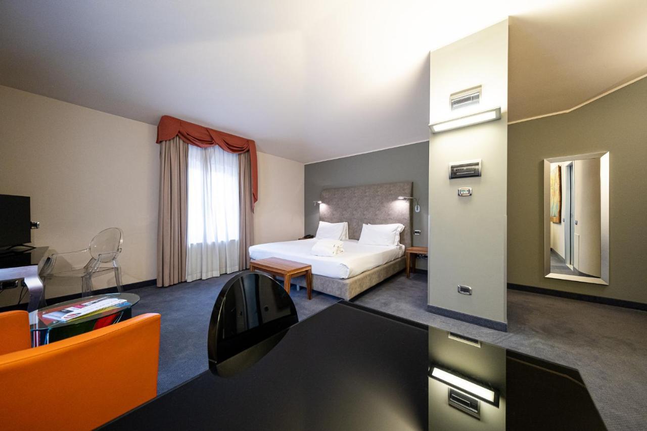 Settecento Hotel Presezzo Esterno foto